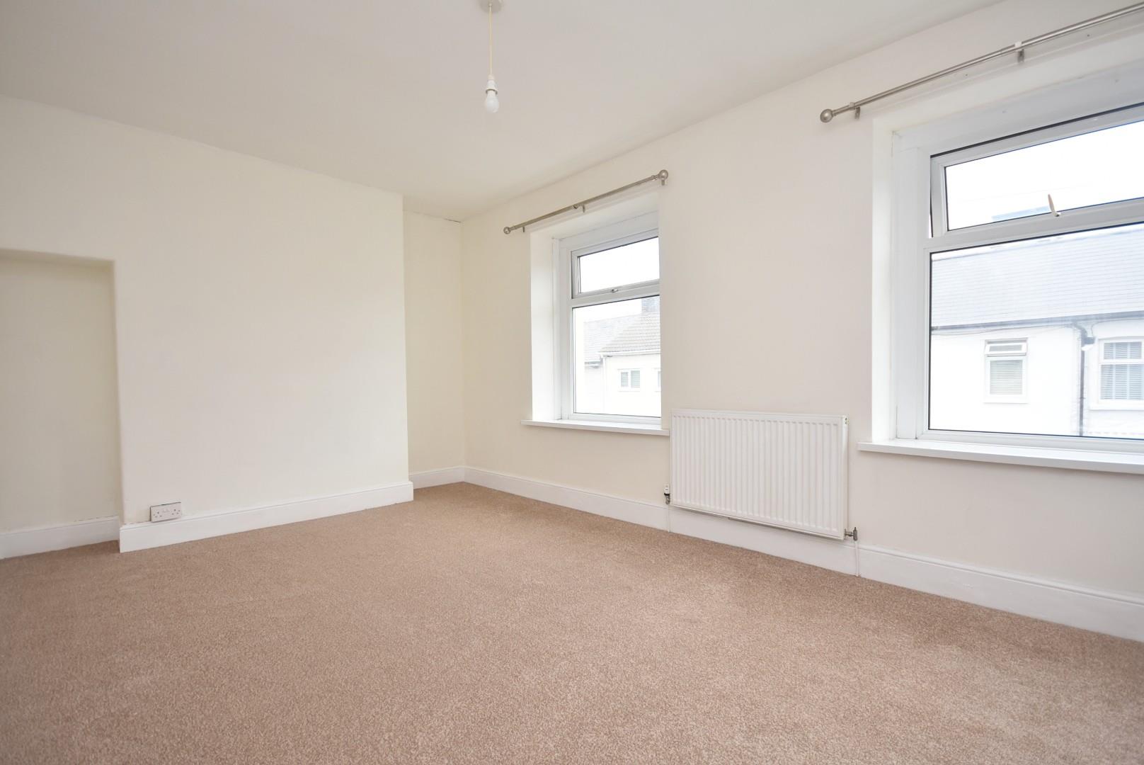 32 Hewell Street, Penarth, CF64 2JZ